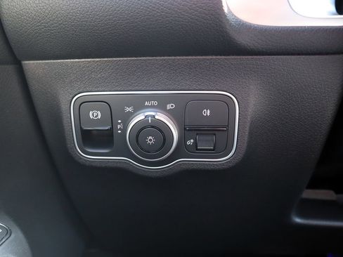 New 2025 Mercedes-Benz GLB 250 GLB 250 image 22