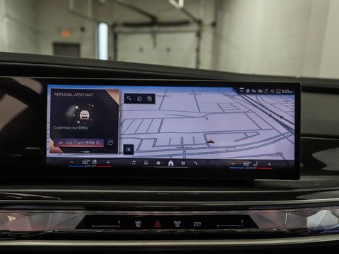 Used 2026 BMW 750e xDrive w/ Executive Package image 15