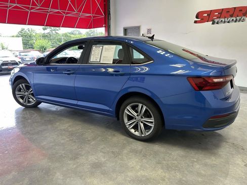 Used 2024 Volkswagen Jetta SE FWD image 7
