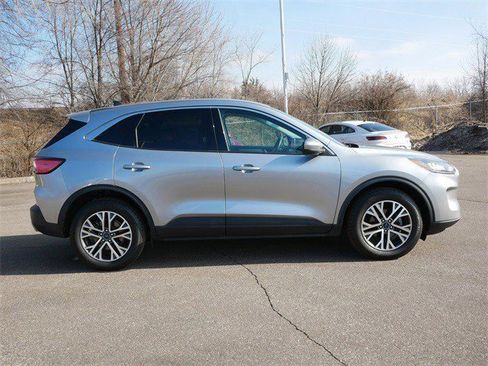 Used 2022 Ford Escape SEL image 8