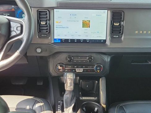Certified 2025 Ford Bronco Badlands AWD/4WD image 20