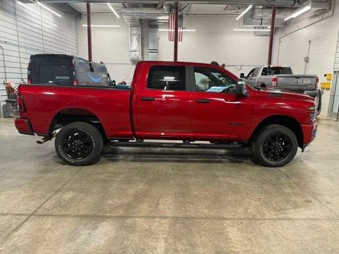 Certified 2026 RAM 2500 Big Horn AWD/4WD image 6