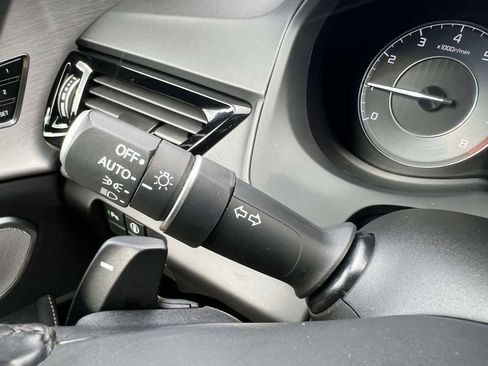 Used 2023 Acura RDX AWD w/ Technology Package image 34