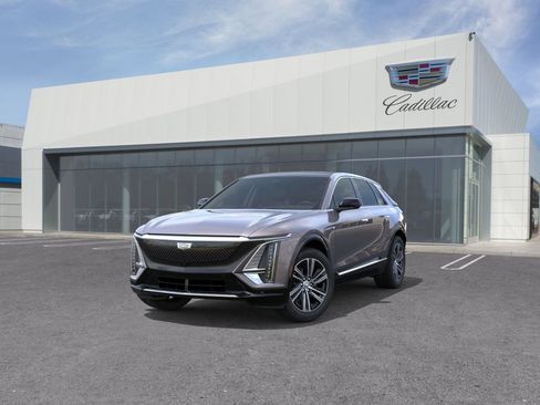 New 2026 Cadillac Lyriq Premium Luxury image 9