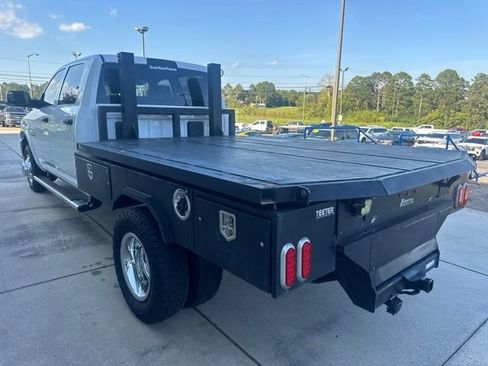 Used 2018 RAM 3500 Tradesman w/ Chrome Appearance Group AWD/4WD image 5
