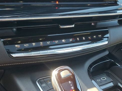 Used 2023 Cadillac Escalade Sport w/ LPO, ONYX Package AWD/4WD image 14