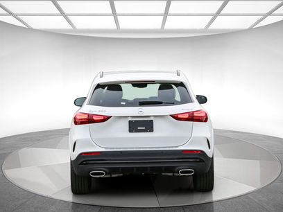 New 2025 Mercedes-Benz GLA 250 4MATIC