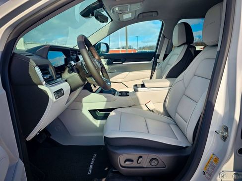 New 2026 GMC Terrain Denali image 13