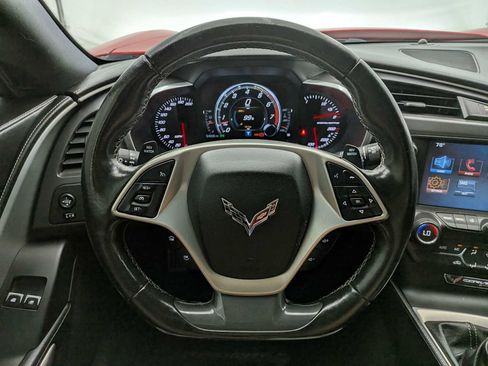 Used 2017 Chevrolet Corvette Stingray Coupe w/ 1LT RWD image 21