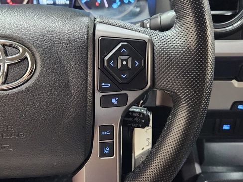 Used 2022 Toyota Tacoma SR5 RWD image 49
