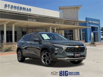 New 2026 Chevrolet Trax LT w/ Driver Confidence Package