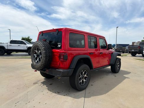 Used 2019 Jeep Wrangler Unlimited Rubicon AWD/4WD image 5