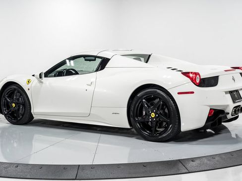 Used 2014 Ferrari 458 Spider RWD image 36