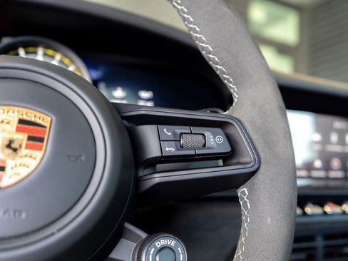 Used 2023 Porsche 911 GT3 RWD image 22