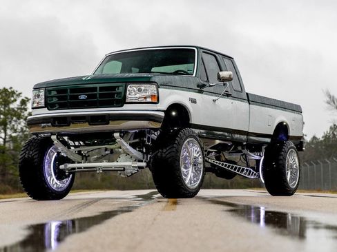 Used 1996 Ford F250 4x4 SuperCab image 1