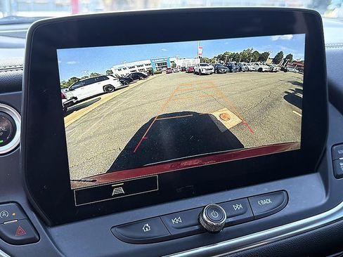Used 2023 Chevrolet Blazer LT FWD image 21