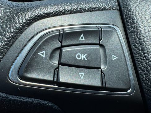 Used 2017 Ford Escape SE AWD/4WD image 16