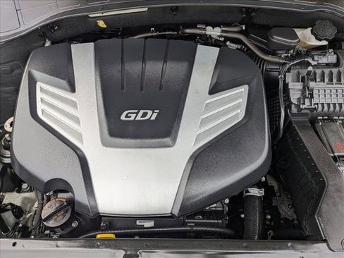 Used 2018 Hyundai Santa Fe SE image 24