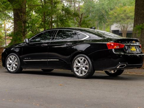 Used 2019 Chevrolet Impala Premier FWD image 50