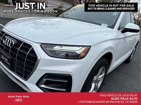 Used 2021 Audi Q5 Premium w/ Convenience Package image 1