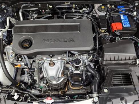 Used 2025 Honda Civic Sport image 28