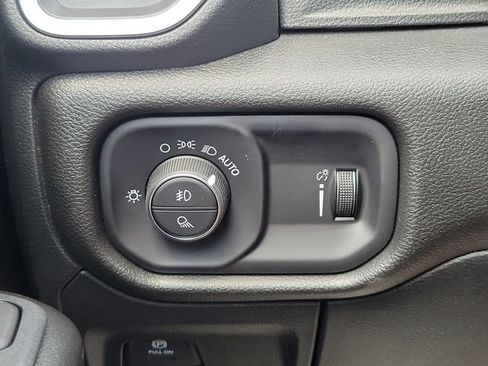 New 2026 RAM 1500 Express AWD/4WD image 24