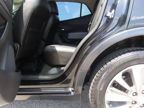 Used 2019 Buick Encore Preferred AWD/4WD image 13