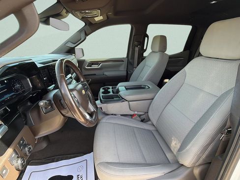 Used 2022 Chevrolet Silverado 1500 LT image 17