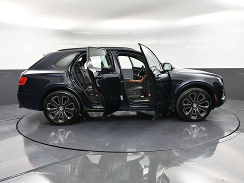 Certified 2020 Bentley Bentayga image 37
