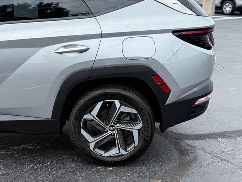 Used 2023 Hyundai Tucson Limited AWD/4WD image 4