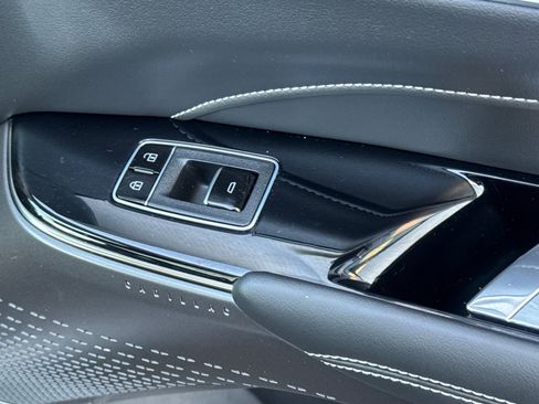 Certified 2024 Cadillac Lyriq Tech w/ Driver Assist Package image 21