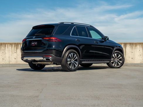 Used 2026 Mercedes-Benz GLE 350 4MATIC image 4