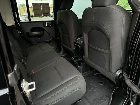 Used 2023 Jeep Wrangler Unlimited Sport AWD/4WD image 17