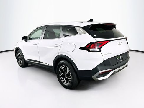 Used 2025 Kia Sportage LX FWD image 5