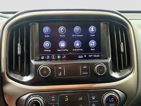 Used 2020 Chevrolet Colorado Z71 AWD/4WD image 14