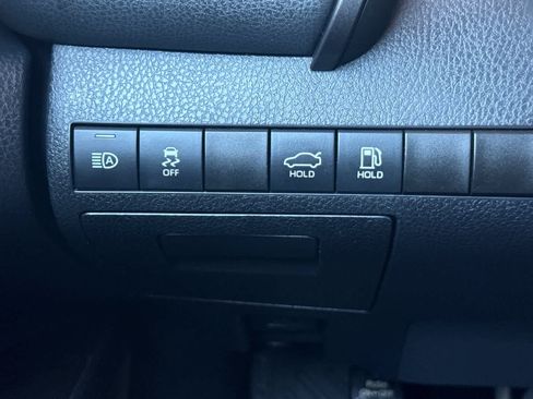 Used 2021 Toyota Camry SE FWD image 27