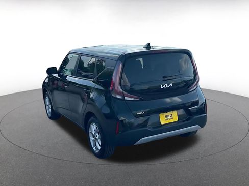 Used 2025 Kia Soul LX w/ LX Technology Package image 11