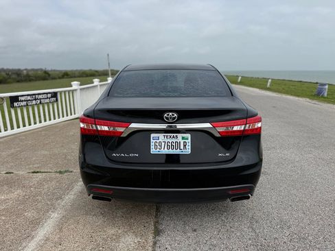 Used 2013 Toyota Avalon XLE FWD image 6