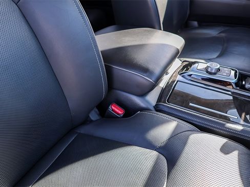 Used 2024 INFINITI QX80 Luxe image 25