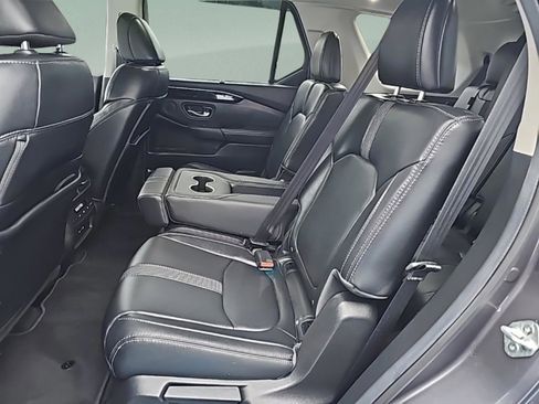 Used 2025 Honda Pilot EX-L image 30