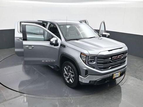 Used 2024 GMC Sierra 1500 SLT w/ SLT Premium Plus Package image 29