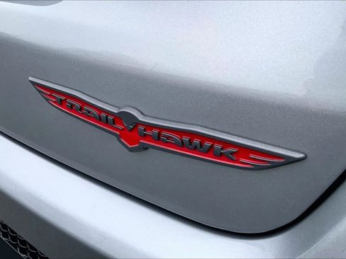 Used 2023 Jeep Compass Trailhawk w/ Sun and Sound Group image 9