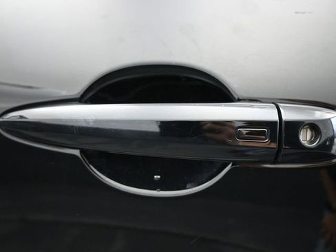 Used 2021 Nissan Rogue SL image 15