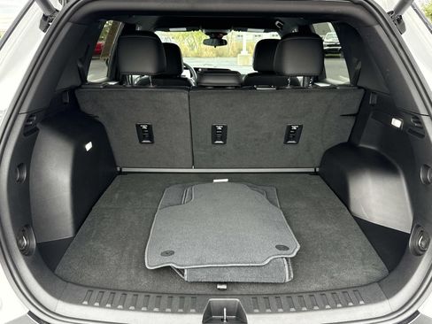 Used 2025 Chevrolet Equinox LT w/ Convenience Package II image 21