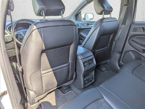 Used 2021 Ford Edge ST-Line image 25