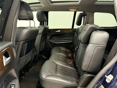 Used 2013 Mercedes-Benz GL 450 4MATIC image 19