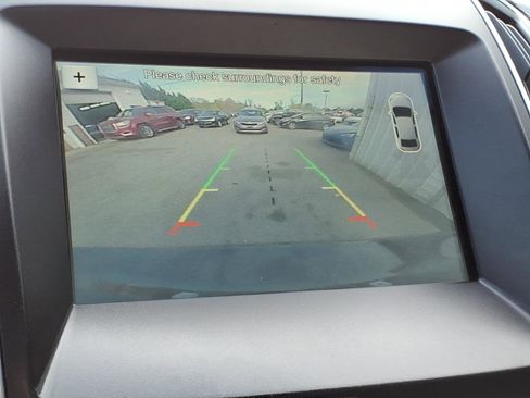 Used 2018 Ford Edge Titanium w/ Equipment Group 301A image 10