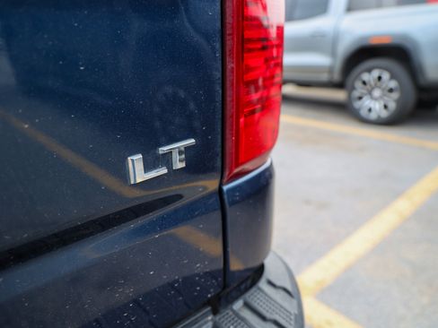 Used 2021 Chevrolet Silverado 1500 LT RWD image 12