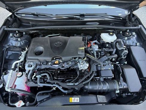Used 2025 Toyota Camry LE FWD image 28