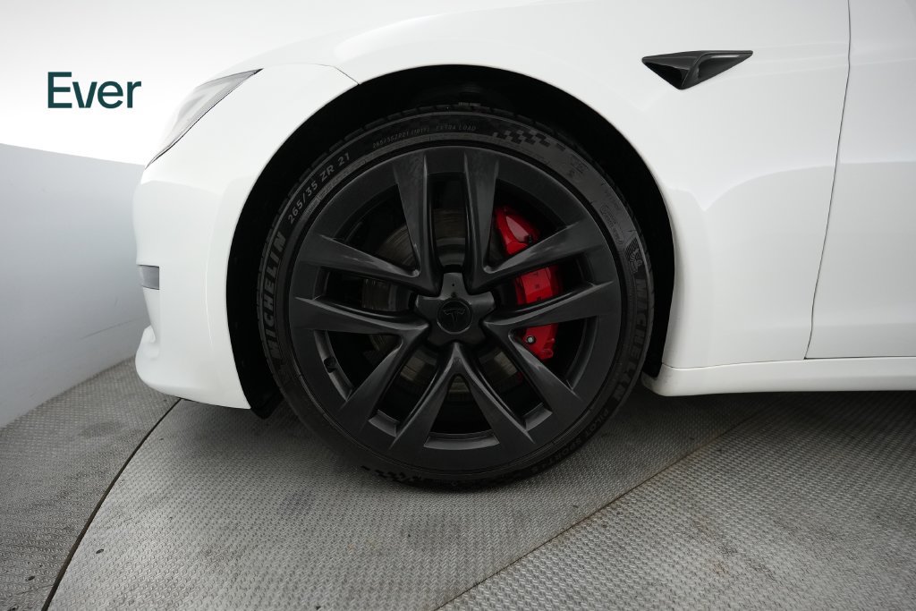 Used 2025 Tesla Model S Plaid AWD/4WD image 19